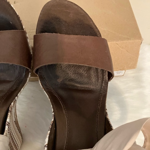 UGG Jules Platform Wedge 6.5 - Picture 12 of 14